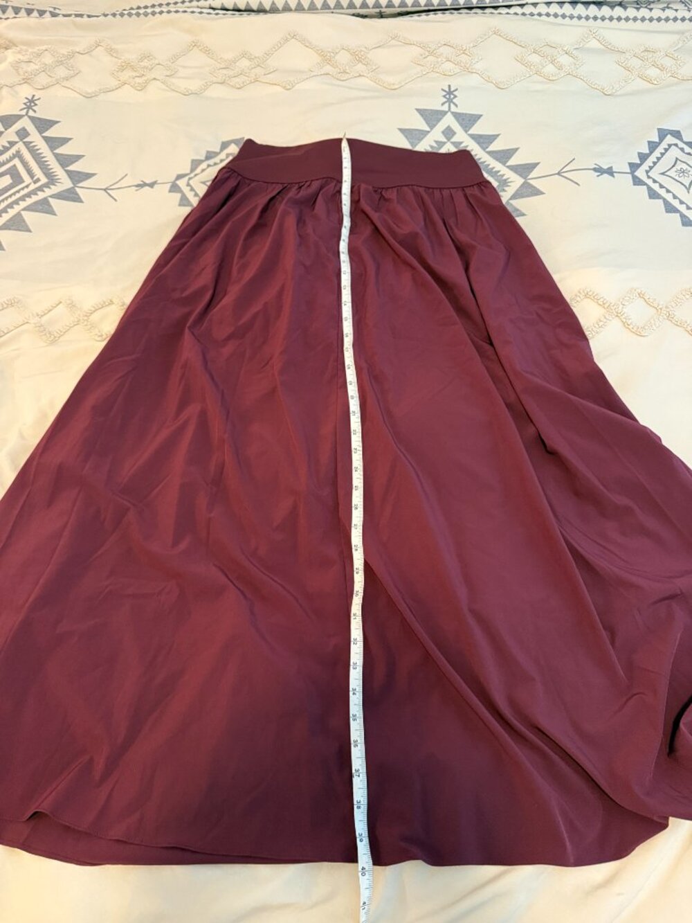 Halara Maroon Skirt Beautiful Flow, Great Draping, Classic Style, Women's Large - Picture 6 of 8